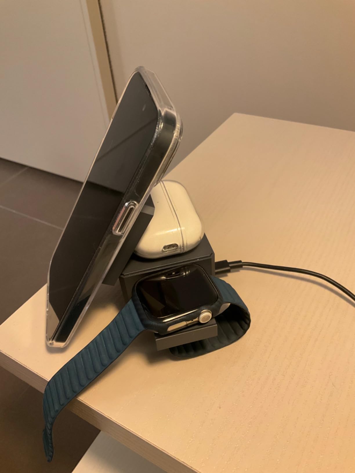 Gut, aber die Watch lädt langsam